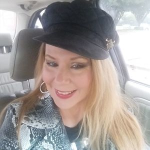 Meet your Posher, Jillian